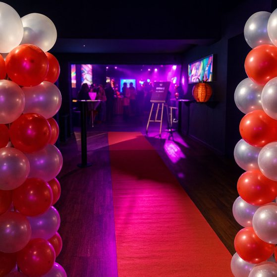 ldf-arc-ballons-2colonnes Arche de ballons avec deux colonnes pour décorer une entrée de salle