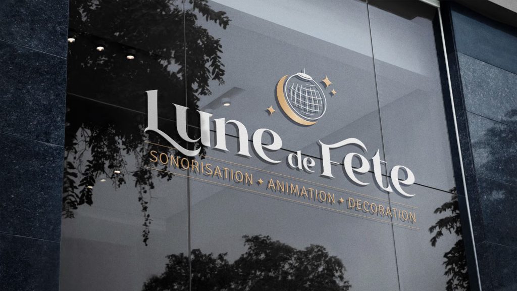 Enseigne Lune de Fête sur la façade d’un bâtiment